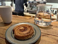 -LEO CAFE