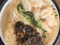 -玖鲜小笼(中山广场店)