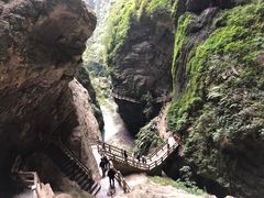 -龙水峡地缝景区