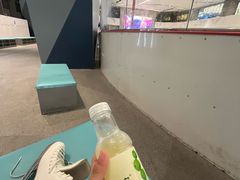 -冰纷万象滑冰场(南山万象天地店)