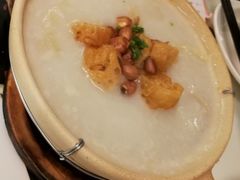 -新大咀港式茶餐厅(宝山万达店)