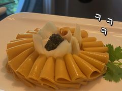 -HOMES上海本帮菜(襄阳公园店)