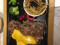 -豪客来牛排(中央花苑店)