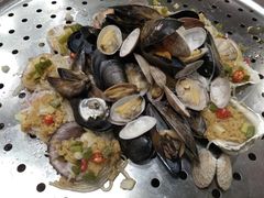 -边江铁锅炖鱼(振八街店)