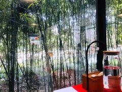 靠窗位-荷风细雨·中国茶宴(碧云店)