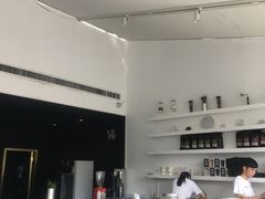 -UNI UNI(环亚凯瑟琳店)