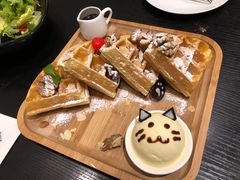 华夫饼-猫小院猫主题咖啡厅(北锣店)