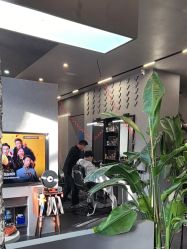 -老肖男士理发店