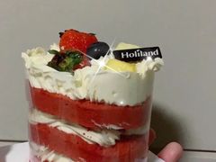 法布蕾-大麦嘉动物奶油生日蛋糕(军分区新建北路店)