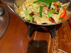 -万重锦·人文川菜馆(骡马市店)