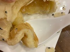 菠萝焗大包-龙悦湾酒家·八阵鱼生·渔人码头店