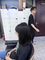 -藤野造型烫发染发