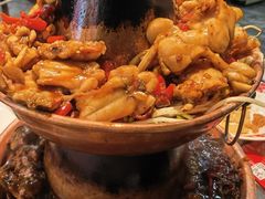 -超越炭火牛蛙火锅鸡(河东店)