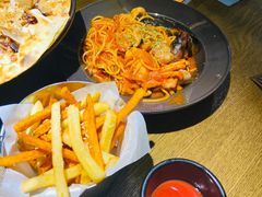 海鲜番茄意面-机器人火炉披萨