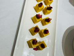 -品悦酒店(三林古镇店)