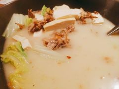 鸭架炖白菜豆腐汤-青年公社烤鸭(宝杨宝龙广场店)