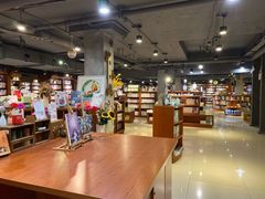-新华书店(印象城店)