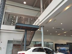 -杭州中升之星奔驰4S店(滨江店)