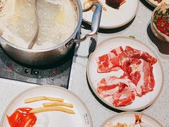 -钱小奴创意自助餐厅·山野黑猪肉畅吃(苏州昆山招商花园城店)