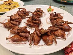 玻璃乳鸽-聚福山莊·寻味顺德(北滘店)
