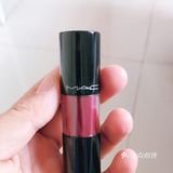 这款Mac棒棒糖唇釉是车厘子色，之前特别火的一款
