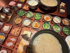 -银米·云南传统过桥米线(双廊黑金冠店)