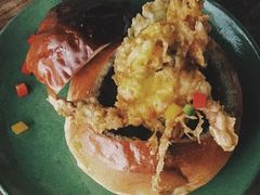 麦包咖喱软壳蟹-新城概念餐厅