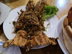 -大树下海鲜饭店