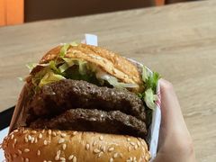 -The Habit Burger Grill 哈比特汉堡(复兴soho店)