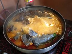 酸汤鱼-弘烨 贵州酸汤 鱼火锅(东财店)
