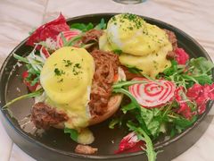 手撕牛肉班尼迪-the rug 飞毯 (朝阳公园店)