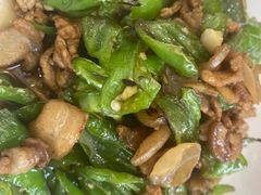 -独一佳老胡湘菜馆(矿山路店)