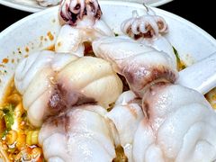 -鲜入唯煮·港式海鲜牛肉火锅(金宝街店)