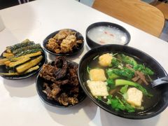 -陈小北小泽生煎(鞍山西道店)