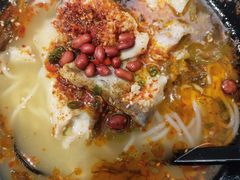 -苗乡米线(建军路店)