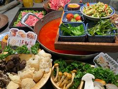 -楠小云·云南鲜菌·鲜牛自助火锅(九眼桥店)