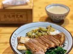 -狮头牌卤味研究所·卤味饭(花城汇南区店)