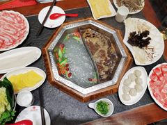 -陈府大宅门成都火锅·手切鲜肉(太原街店)