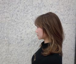 -AKOZO Beauty Salon