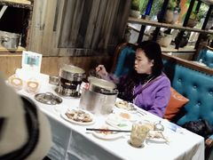 -领鲜活海鲜榴莲自助火锅(东门店)