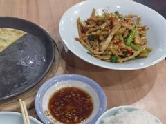 -宏状元现熬粥·京味菜(黄寺大街店)