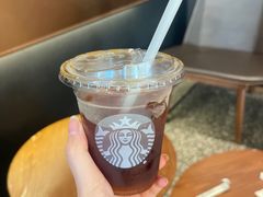 -星巴克臻选(上海虹桥新天地三店)