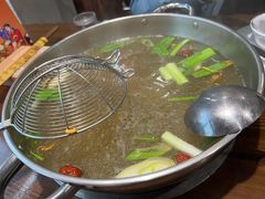 -乡土黄·鲜牛肉火锅·小龙虾(兴业街店)