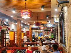 大堂-赵记煎饼卷大葱(泰山大街店)
