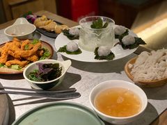 鲜潭手打虾滑-鲜潭蒸汽石锅鱼(五道口购物中心店)
