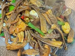 -鲁南仔·滕州炒鸡(经三路店)
