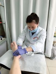 点击看大图 -德哥灰指甲脚气甲沟炎跖疣护理