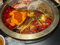 -廖掌柜·重庆鲜货火锅(上海首店)