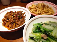-蛮佬拾·乡里土菜馆(河西王府井店)