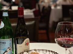 面包-Wolfgang’s Steakhouse 沃夫冈牛排馆(上海白玉兰广场店)